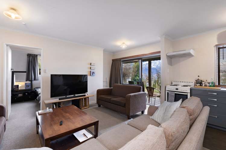 41 Greenstone Place Fernhill/Sunshine Bay_24