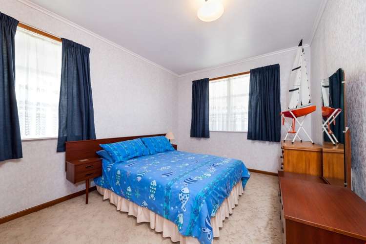 3 Wakeling Avenue Te Atatu South_12