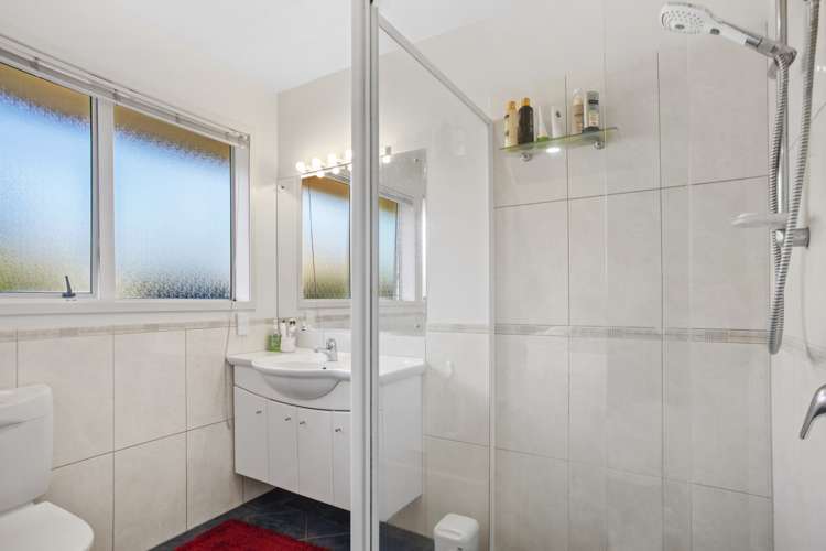 111 Everitt Crescent Whangamata_9