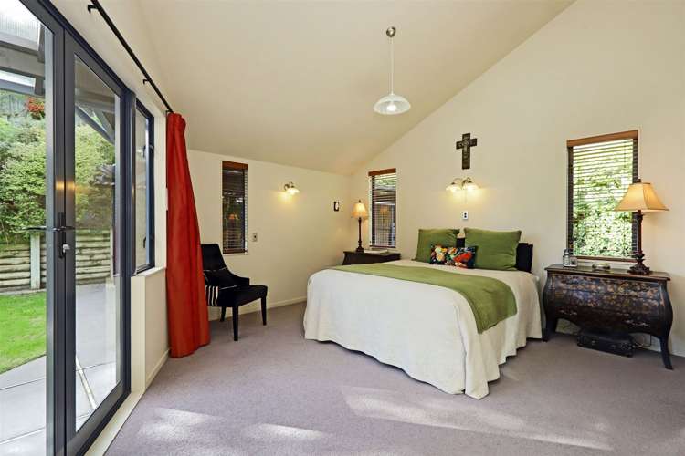 5 Laing Cove Havelock North_13