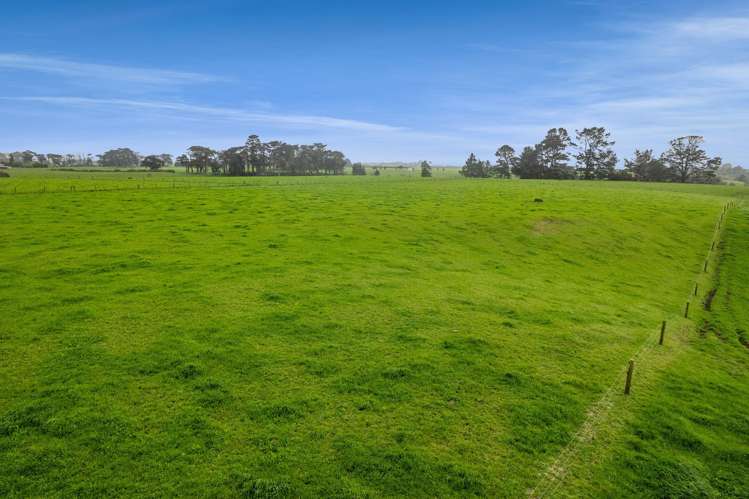 140 Waiau Road Onaero_11