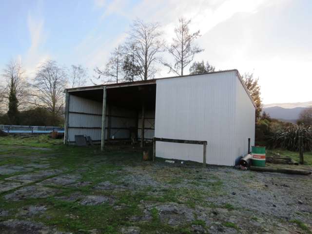 6 Boatmans Road Reefton_2