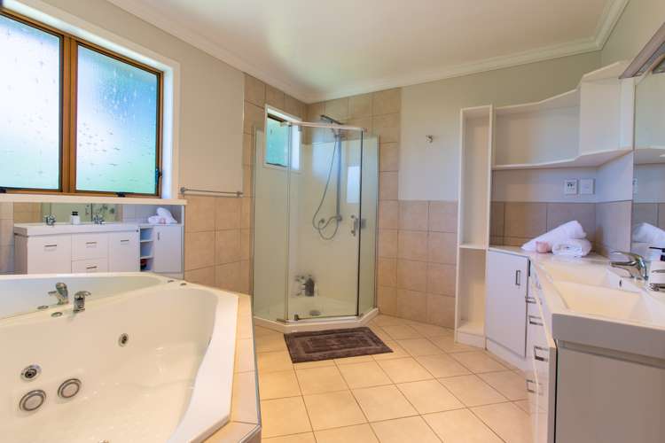 4 Ries Street Dannevirke_10