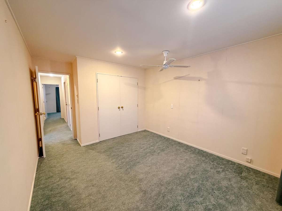 1/202 Southampton Street West_3