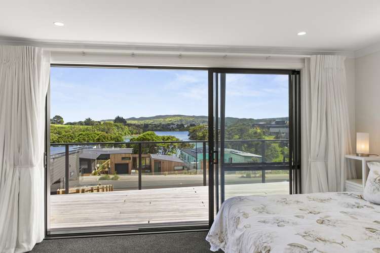 5 Maataitai Road Raglan_10