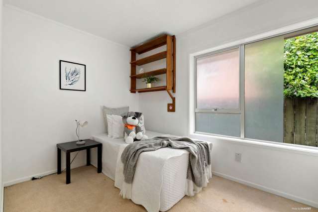 20 Terry Street Blockhouse Bay_3