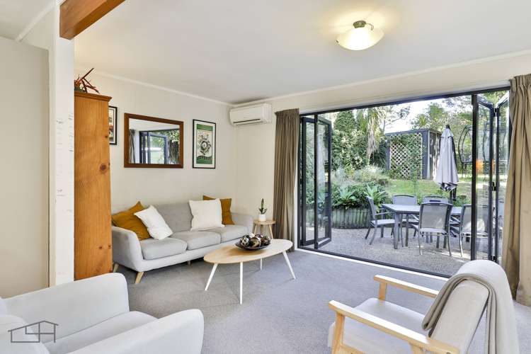 22 Hollywood Avenue Titirangi_5