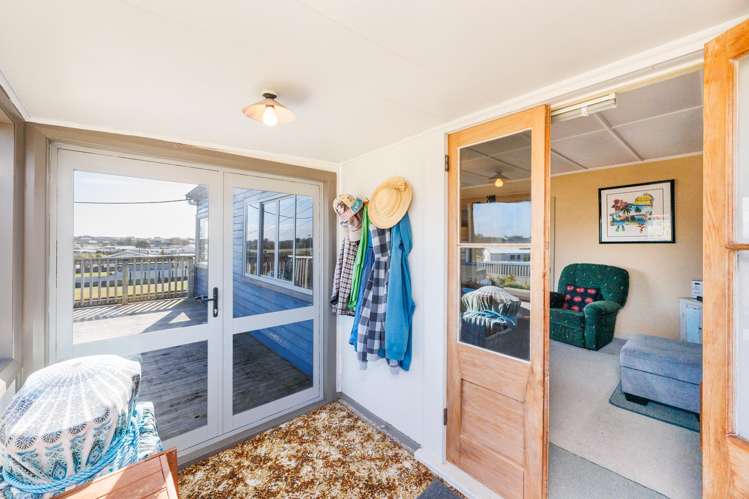 51 Pratt Avenue Foxton Beach_19
