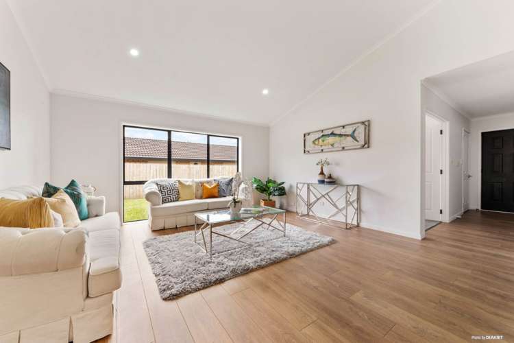 44 Newinn Crescent East Tamaki Heights_5