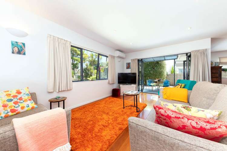 82d Woodglen Road Glen Eden_7