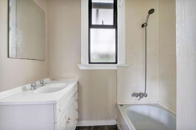 49 High Street Eltham_11