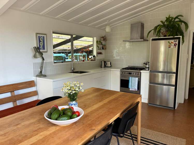 191 Hills Road Raglan_8