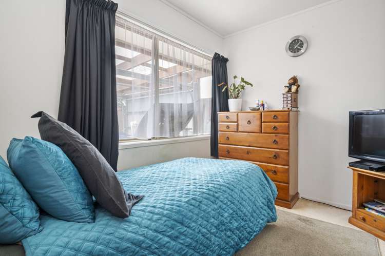 24 Hedge Row Sunnyhills_15