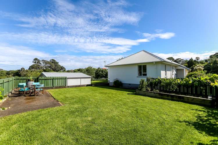 16 Awanui Street Merrilands_1