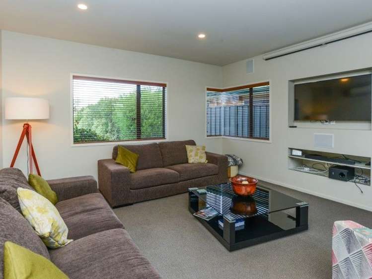 9 Palliser Place Poraiti_3