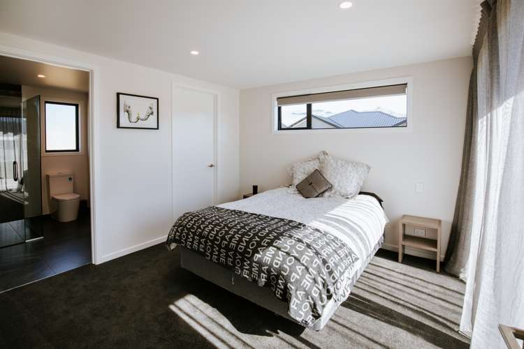 19 Pounamu Avenue Albert Town_7
