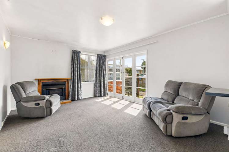11 Pitcairn Place_3