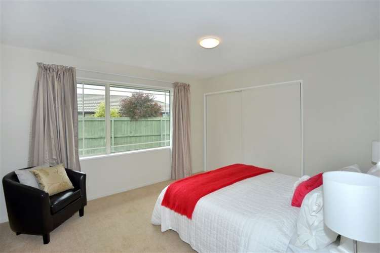 14 Flaxon Place Burwood_10