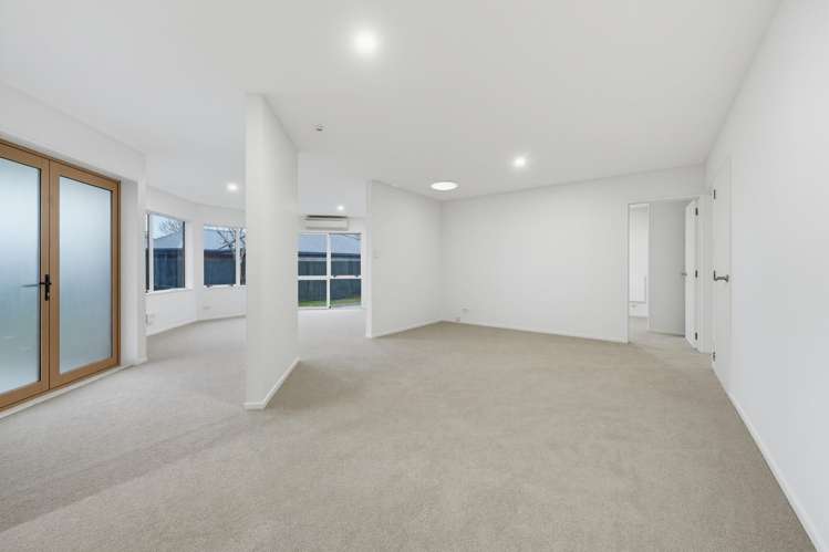 7 Phoenix Lane Northcote_11