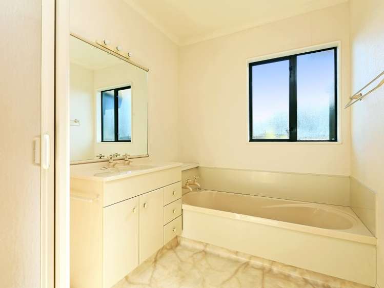 11 Beaufort Place 10792_5