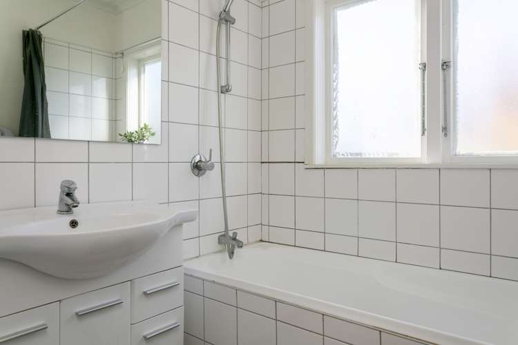 1667 Poihipi Road Oruanui_13