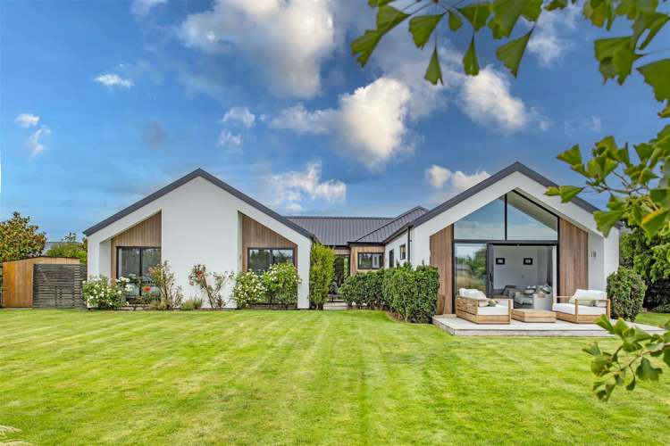 7 Shepherd Avenue West Melton_1