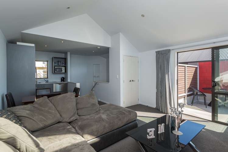 2/450 Barbadoes Street Edgeware_4