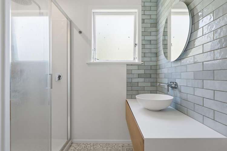 37 Glenn Terrace Otumoetai_17