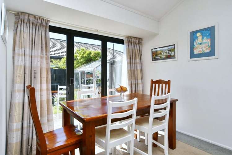 1 Castle Way Beckenham_2