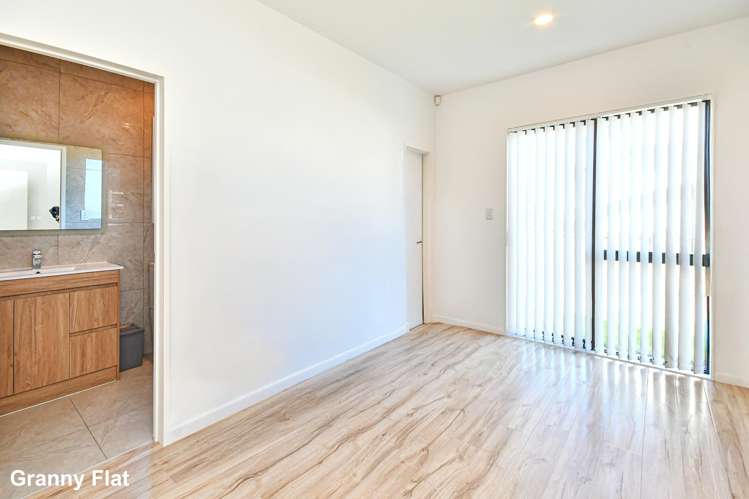 77 Rashni Road Flat Bush_21
