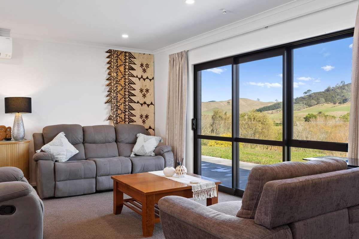 295 Martin Road_2