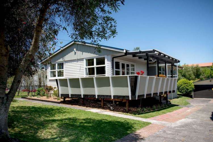 48 Aeroview Drive Beach Haven_0