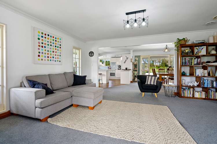 16 Cowley Drive Leamington_7