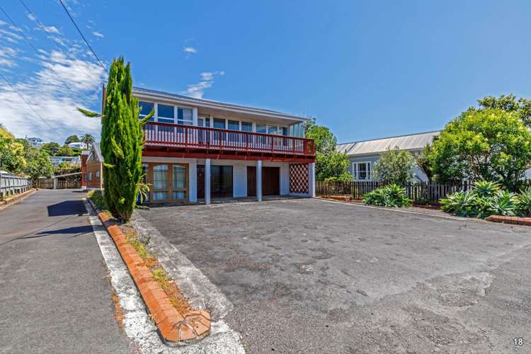 18 Sulphur Beach Road Northcote Point_10