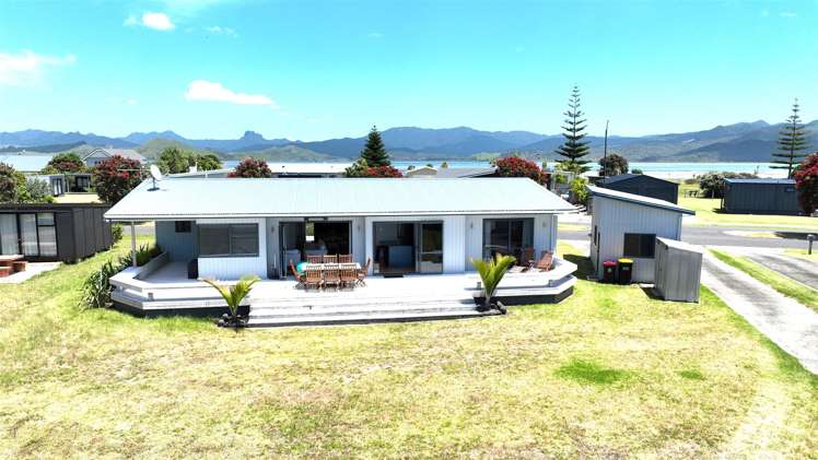 133 Harbour Drive Matarangi_18