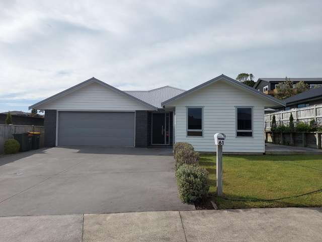 Three-bedroom family home in Whalers Gate