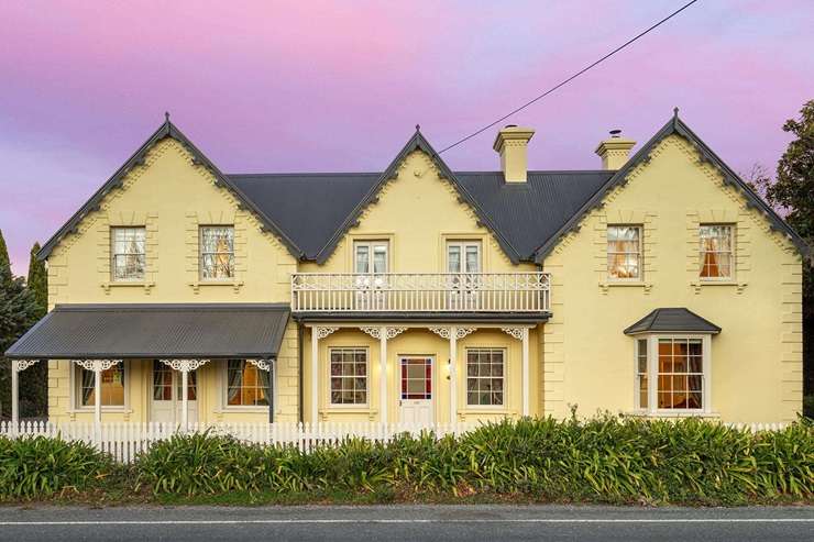 507 Shakespeare Terrace, in Bluff Hill, Napier, was designed by legendary architect William J. Rush and is on the market for under <imgm. Photo / Supplied