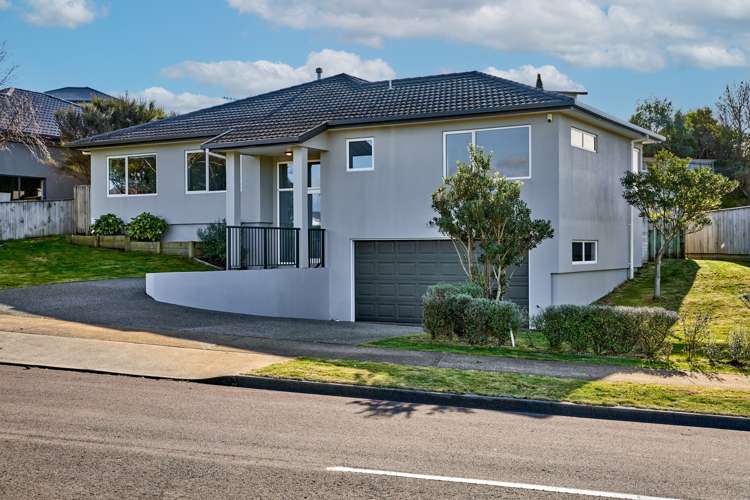 64 Te Puia Drive Aotea_16