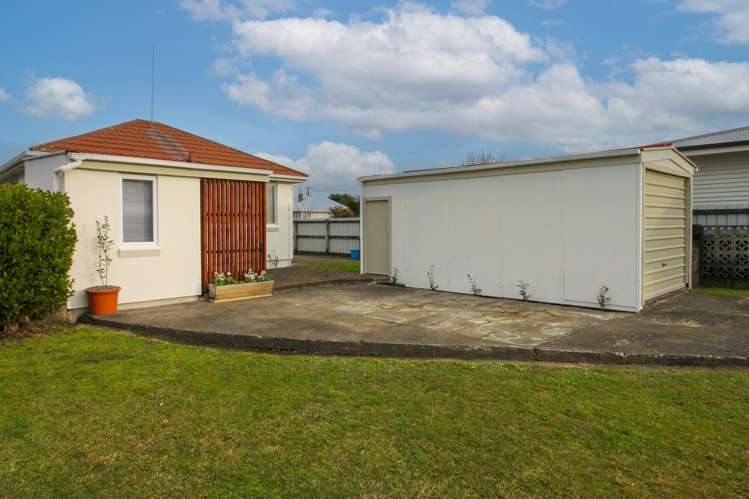 584 Rickit Road_0