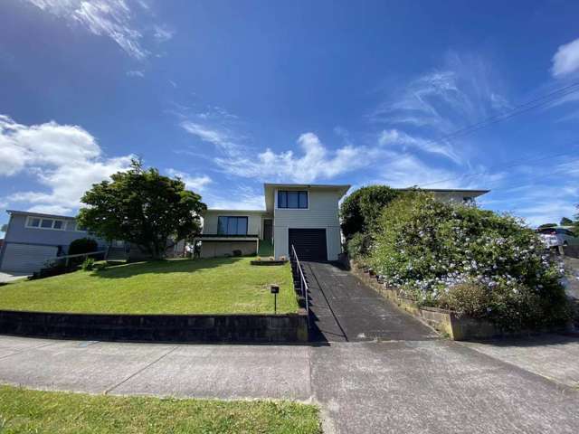 FANTASTIC LOCATION AND VIEWS NEW RENOVATED