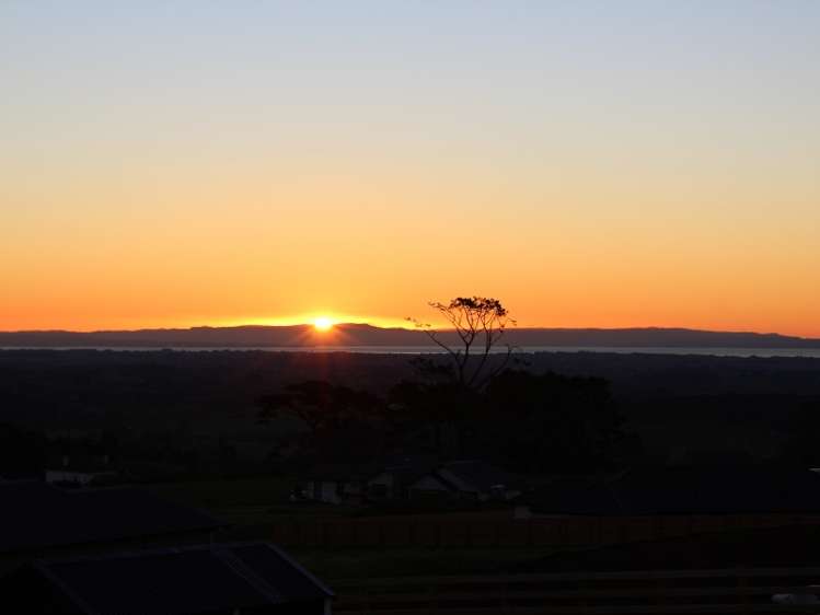 23 Lawrence Carter Drive Bombay_18