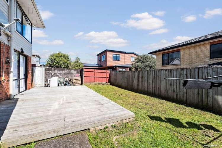 207a Hillsborough Road Hillsborough_13