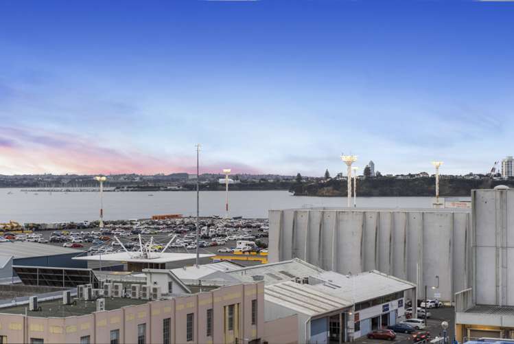 725/8 Dockside Lane Auckland Central_4
