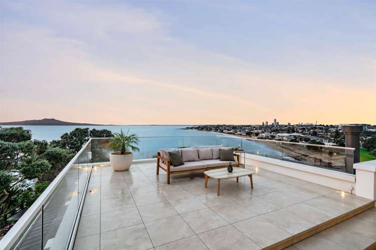 23D Beach Road Castor Bay_15