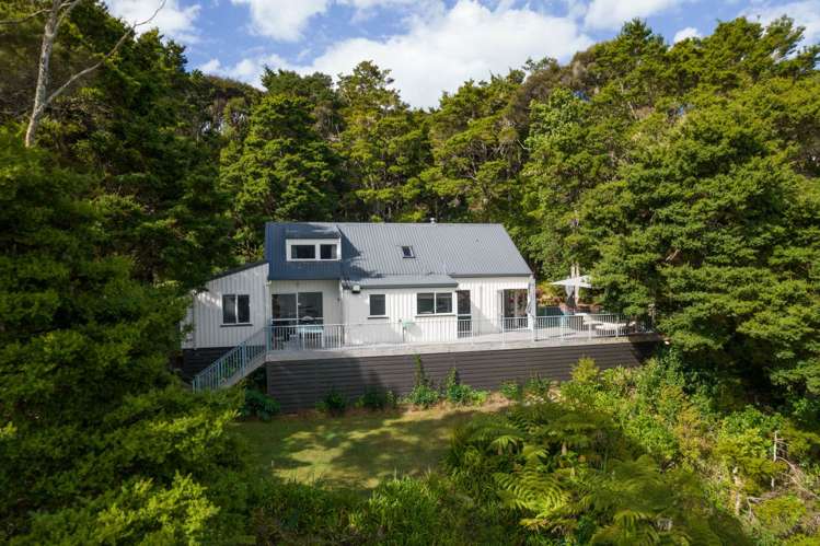 49 Okiato Road Russell Surrounds_24