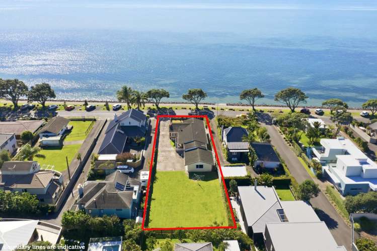 99 Beach Road Otumoetai_1