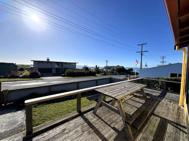 7 Rimu Street Kaka Point_1