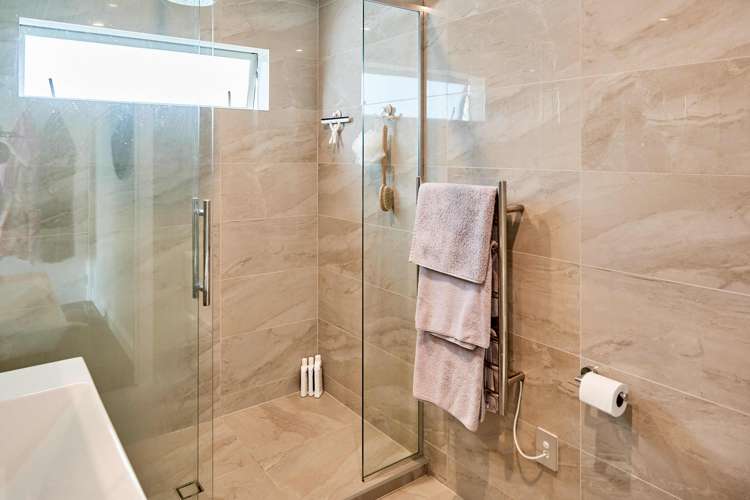 10 Madeira Close Whitby_14