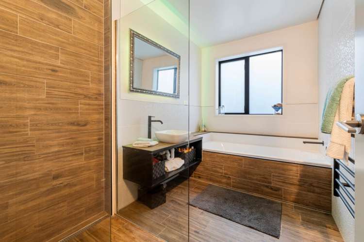 126b Sandspit Road Cockle Bay_15