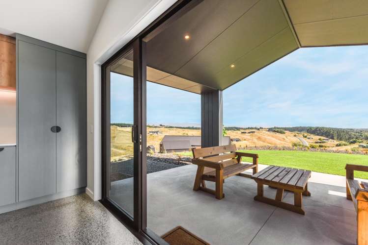 123 Redvale Road Redwood Valley_9